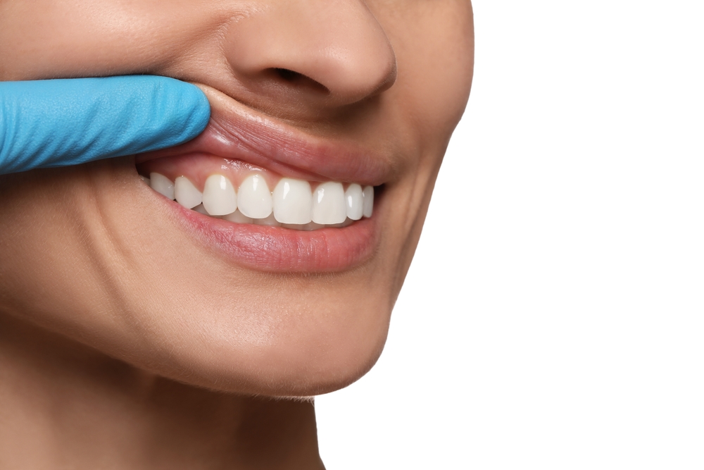 Tips for Maintaining Healthy Gums Image